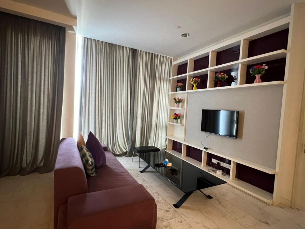 The Platinum Klcc By Cozy White Apartamento Kuala Lumpur Exterior foto