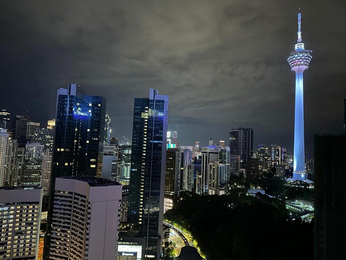 The Platinum Klcc By Cozy White Apartamento Kuala Lumpur Exterior foto