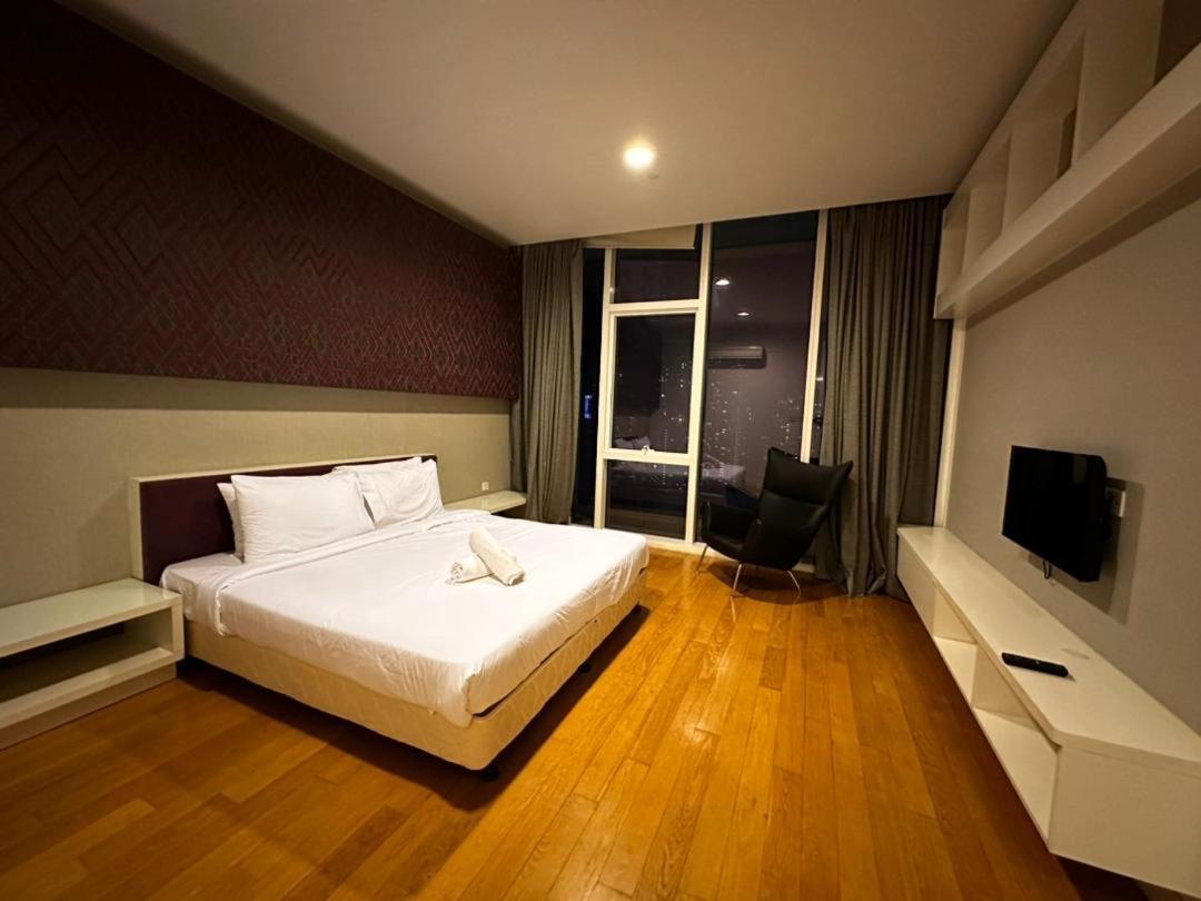 The Platinum Klcc By Cozy White Apartamento Kuala Lumpur Exterior foto